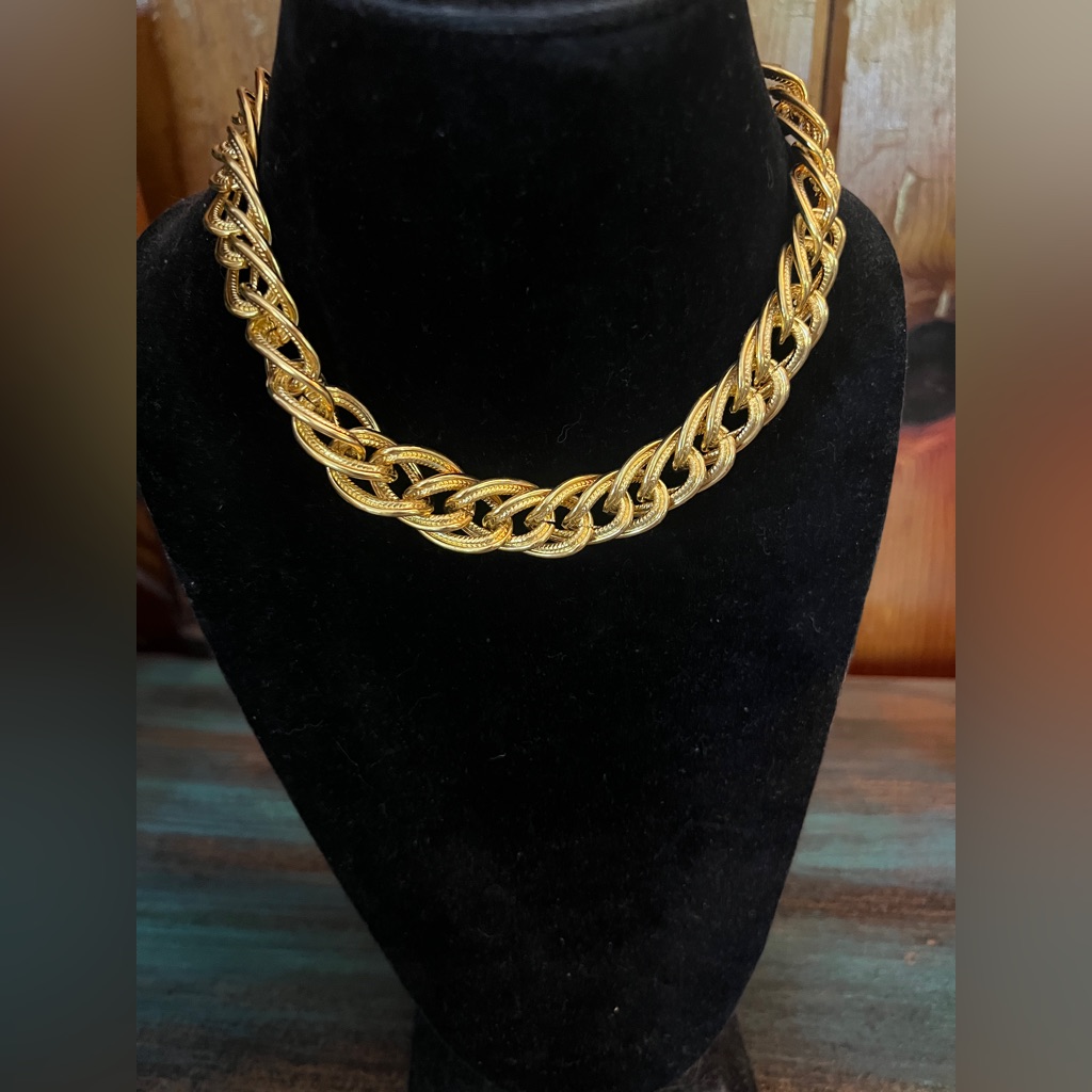 Anne Klein Elegant Gold Chain Necklace 60$